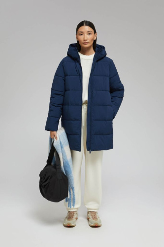 Утепленное полупальто с капюшоном