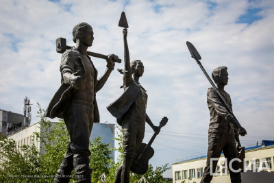 Легендарный студенческий стройотряд «Туймаада» возродят в Якутии / Нарыйа Пахомова   