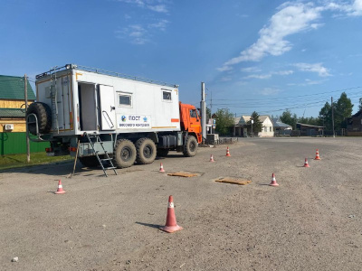 На региональных дорогах Якутии в весенний период введут ограничения по весу транспорта / ЯСИА   