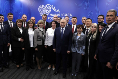 Глава Мегино-Кангаласского района принял участие во встрече с Владимиром Путиным / Саина Титова   