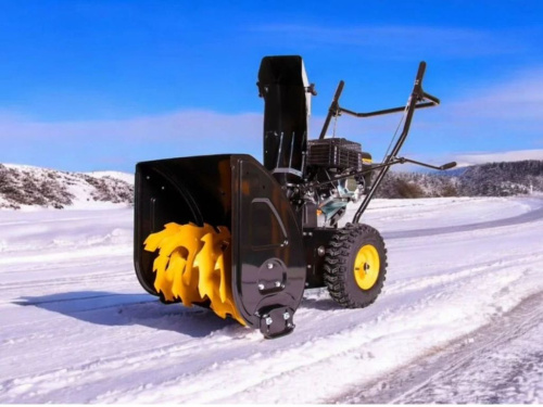 Снегоуборщик CHAMPION ST656