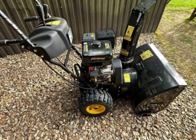 Снегоуборщик CHAMPION ST1170E