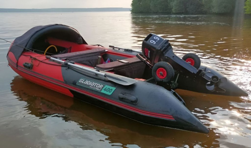 Лодка ПВХ GLADIATOR C400AL