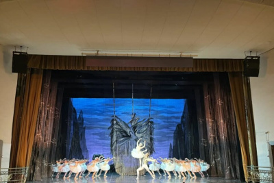 Московские и якутские артисты исполнили «Лебединое озеро» на фестивале «Стерх» / ЯСИА   