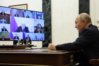 Айсен Николаев принял участие в совещании Владимира Путина / ЯСИА   