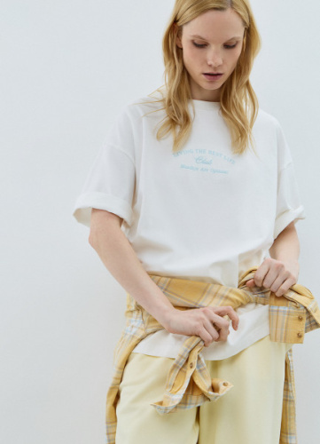 Футболка оверсайз с вышивкой, Белый