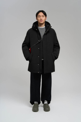 Однобортное пальто с капюшоном