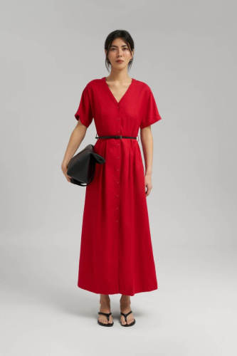 Приталенное платье миди со льном