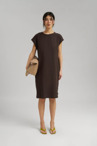 Трикотажное платье со льном