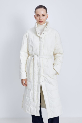 Стеганое утепленное пальто с капюшоном