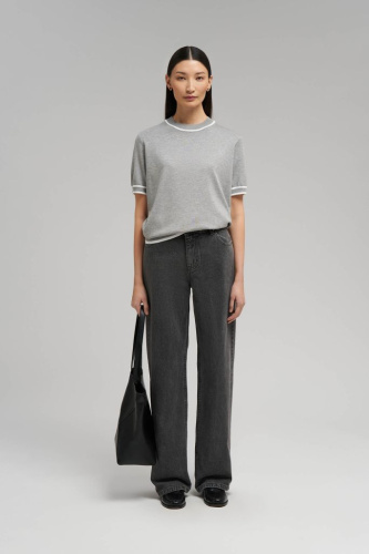 Легкий джемпер с короткими рукавами