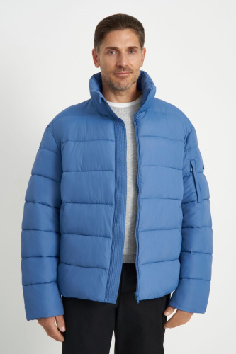 Утепленная стеганая куртка со съемным капюшоном