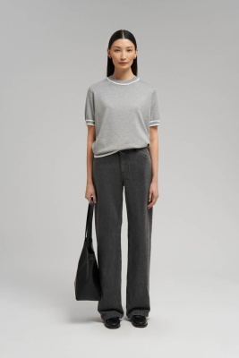 Легкий джемпер с короткими рукавами