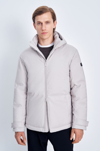 Утепленная куртка с воротником-стойкой