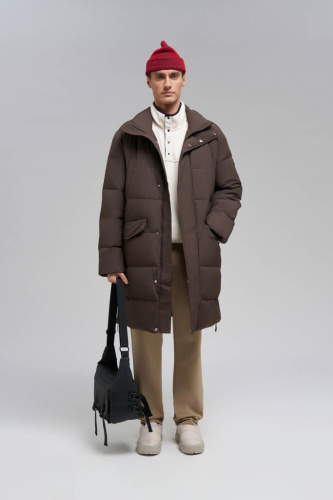 Однобортное пальто с капюшоном