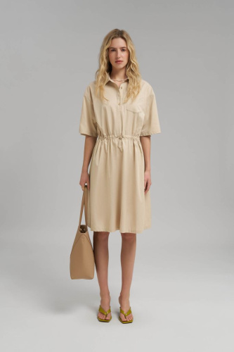 Платье из тенселя с эластичным поясом