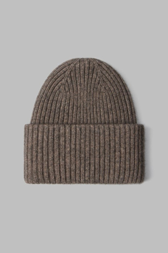 Шапка с подшерстком енота