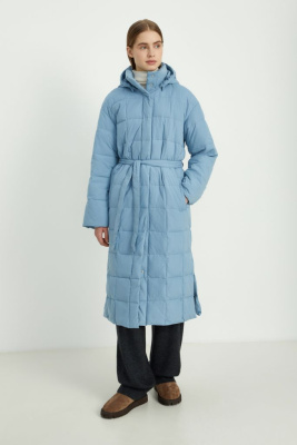 Стеганое утепленное пальто с капюшоном
