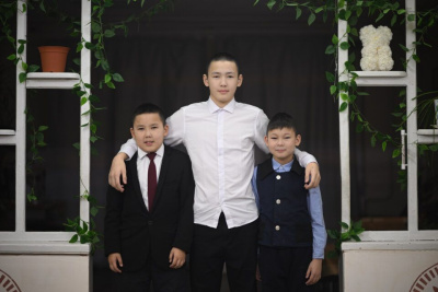 «Моя новая семья»: Виктор, Данил и Радмир ищут родителей / ЯСИА   