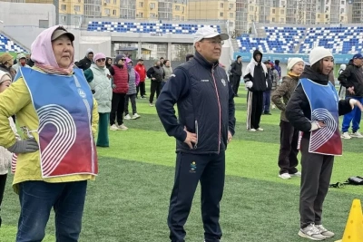 В Якутске открыли сезон утренних зарядок / ЯСИА Якутск Якутск Республика Саха (Якутия)