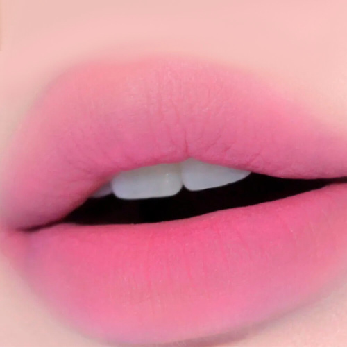Вельветовый бальзам-пудинг для губ и щёк fwee Lip&Cheek Blurry Pudding Pot BS05 Wavy