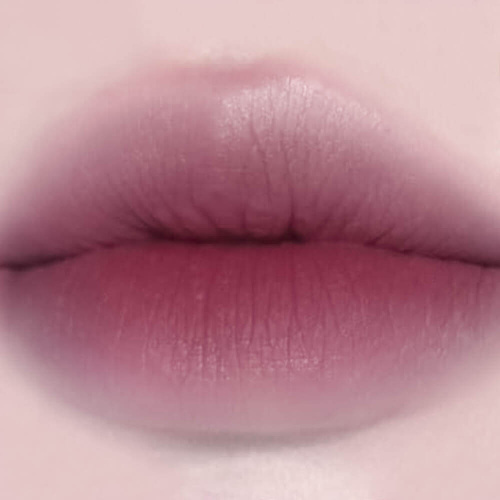 Вельветовый бальзам-пудинг для губ и щёк fwee Lip&Cheek Blurry Pudding Pot MV03 Baddie
