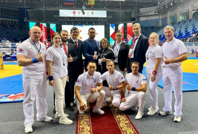 Встречи студентов из разных стран на помосте мас-рестлинга в Чебоксарах продолжаются /    