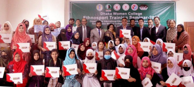 В Бангладеш проведены семинары по мас-рестлингу в женском колледже Дакки /    