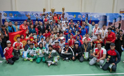 Кыргызская школа мас-рестлинга - лучшая в Азии /    