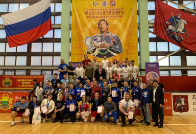 Мемориал олимпийского чемпиона Р.М.Дмитриева состоялся в седьмой раз в Москве /    