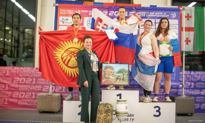 Абсолютные чемпионы мира благодарят "Железные дороги Якутии" /    