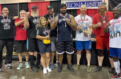 Презентация мас-рестлинга на "Мистер Олимпия" – командная работа /    