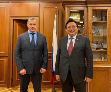 Встреча в верхах /    