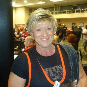 Ханне Бингл, Великобритания: Мы организуем презентацию мас-рестлинга в Лондоне /    