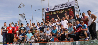 В Монголии состоялся чемпионат по мас-рестлингу /    