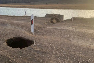 Закрыт трехкилометровый участок дороги «Бетюн» в Амгинском районе / ЯСИА   