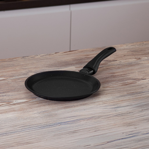 Сковорода для блинов 22 см с антипригарным покрытием Cook pro