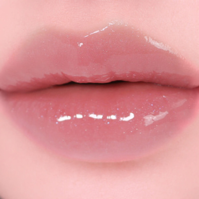 Перламутровый блеск для губ Milk Touch Ornament Prism Shine Pearl Gloss Dreaming