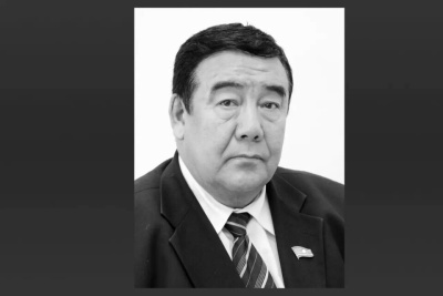 Ушел из жизни народный депутат Якутии I–V созывов Александр Уаров / ЯСИА   