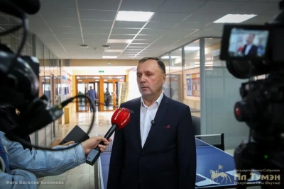 На паромной переправе Якутск — Нижний Бестях обзавелись резервными каналами связи после сбоя интернета / Дмитрий Осипов   