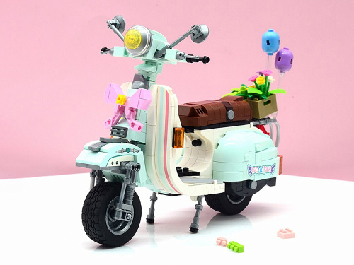 1117_MK Конструктор Мотоскутер