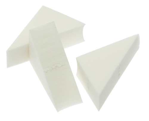 Губка макияжная треугольная DEWAL