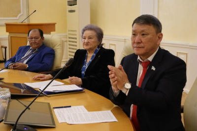 В Якутии впервые проходит масштабный форум, поднимающий проблемы ветеринарии / Нарыйа Пахомова   