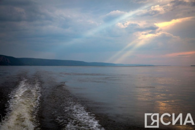 В Ленском районе Якутии начались речные пассажирские перевозки / ЯСИА   