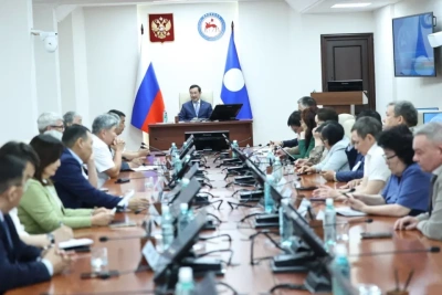 Глава Якутии встретился с руководством Госсобрания республики / ЯСИА   