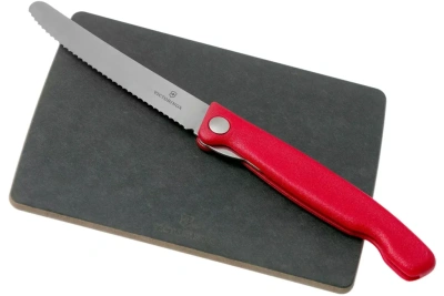 Набор VICTORINOX Swiss Classic: складной нож для овощей и разделочная доска