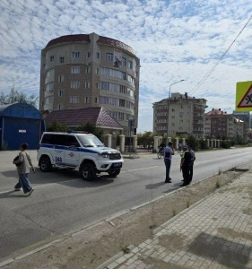 В мусорном баке в Якутске нашли муляж гранаты / Николай Борисов   