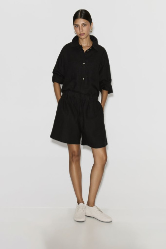 Комплект изо льна (рубашка+шорты) черного цвета