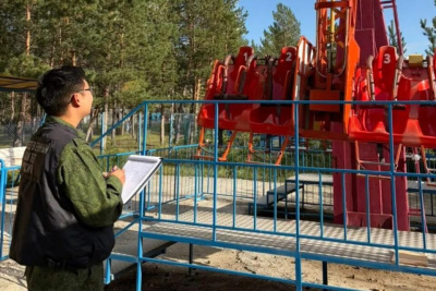 Следователи в Якутске разыскивают посетителей аттракциона «Зигзаг» / ЯСИА Якутск Якутск Республика Саха (Якутия)