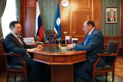 Айсен Николаев поручил усилить связь науки и бизнеса для решения практических задач экономики Якутии / ЯСИА   